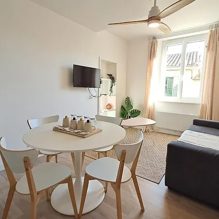 L'olympe - Cosy A 2 Pas Des Halles * Narbonne